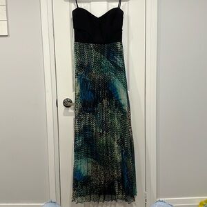 Laundry by Shelli segal long formal dress, perfect for fall wedding!